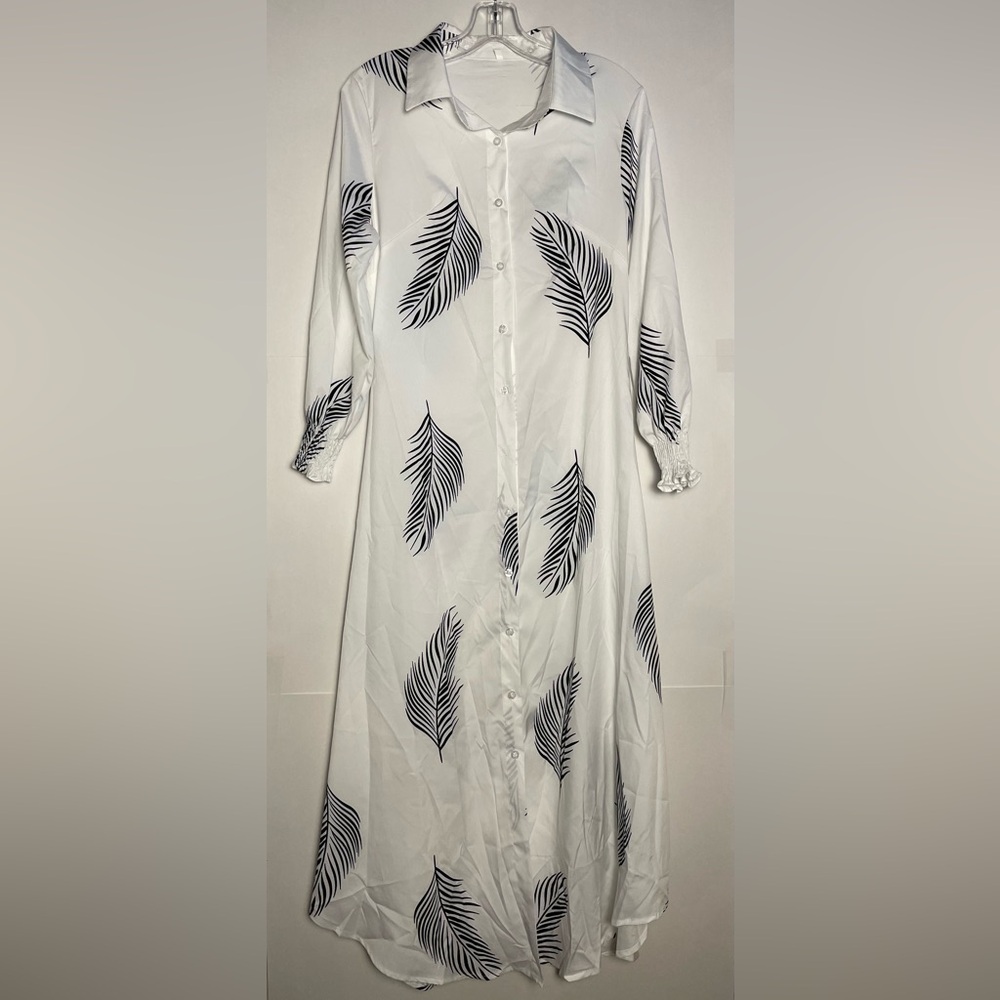 Elegant White and Black Leaf Print Long Sleeves Maxi Dress, size M